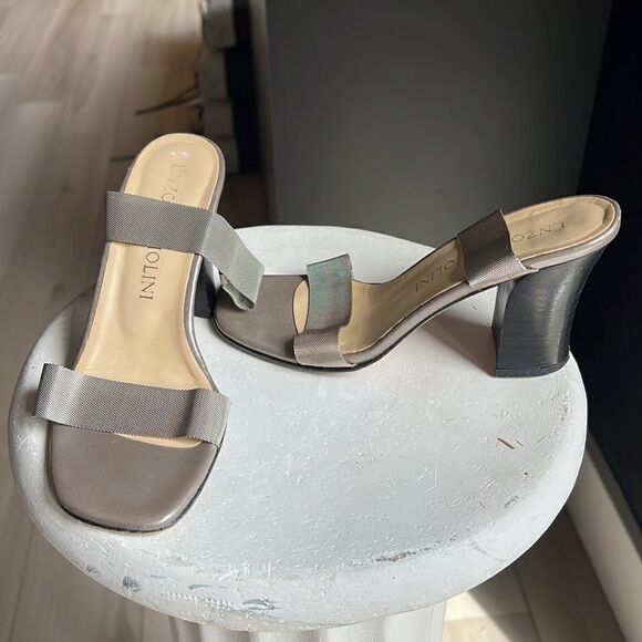 Silver Block Heels Size 5 1/2 Made in Italy MSRP $150 - Picture 4 of 4